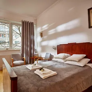 Trakt Krolewski Place For Apartment Warsaw