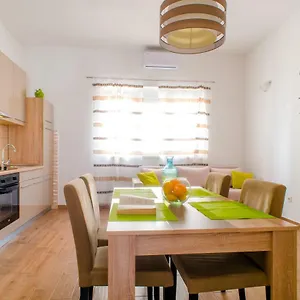 Red Rose Apartament Split