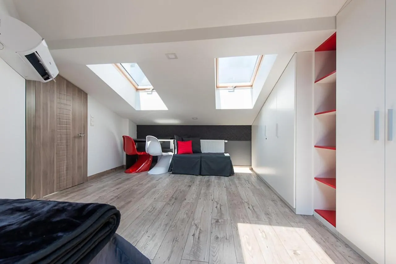 Cozy And Large 62 M2 Apartment With Air Conditioning, Old Town Krakow